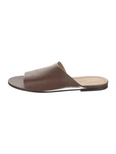 Pre-owned The Row Signum Leather Slides In Brown