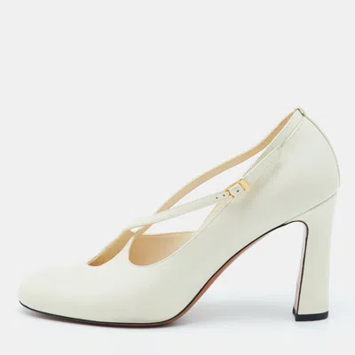 Pre-owned The Row Size 39 Cream Leather Cross Strap Pumps
