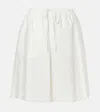 The Row Stanton Wide-leg Bermuda Pull-on Shorts In Weiss