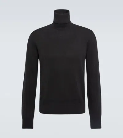 THE ROW STARNES CASHMERE TURTLENECK SWEATER