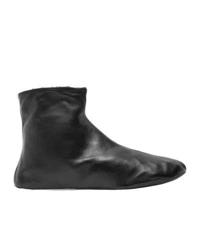 The Row Stella Shearling-lined Leather Ankle Boots In Black