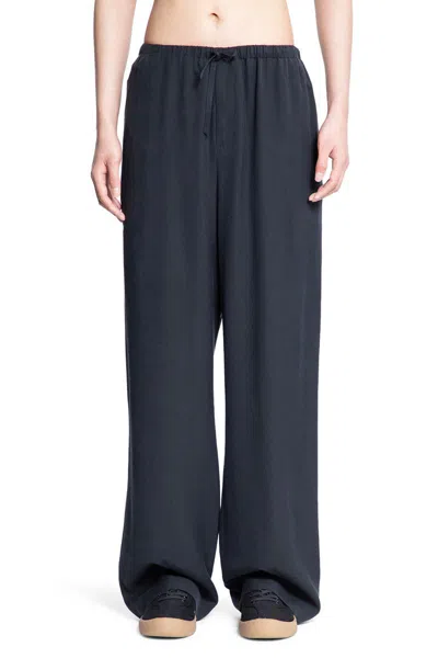 The Row Elastic Waist Casual Pants In Black