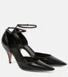 The Row Uxor Leather Pumps In Black
