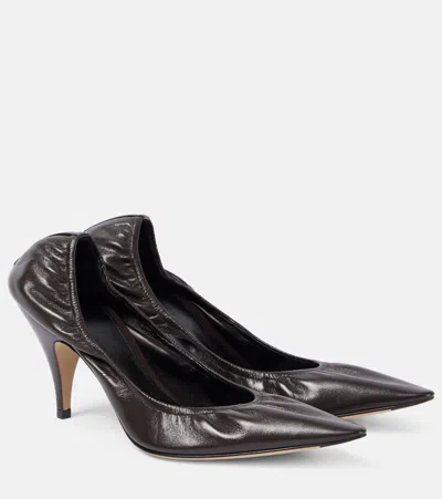 THE ROW UXOR LEATHER PUMPS