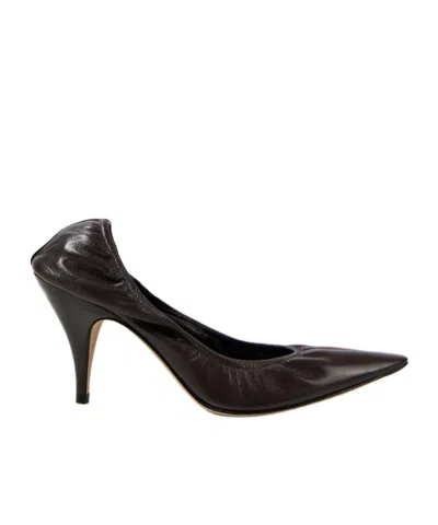 The Row Uxor Pumps In Brown