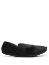 The Row Black Vincit Slippers In Schwarz