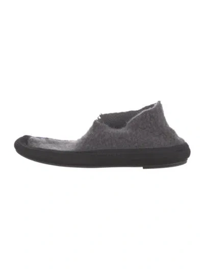 Pre-owned The Row Wool Mules In Gray