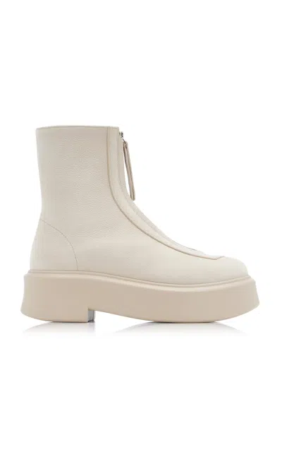 THE ROW ZIPPED BOOT I