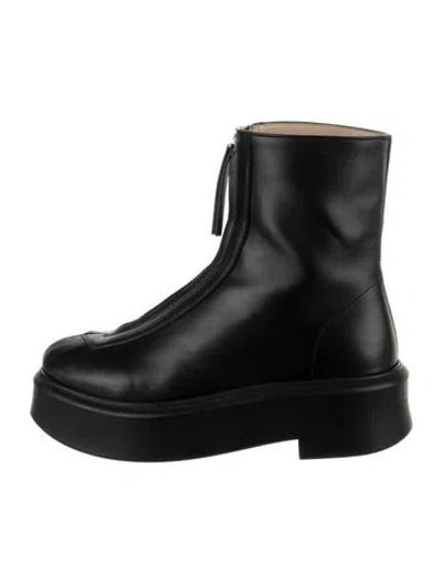 Pre-owned The Row Zipped Boot I Leather Boots In Black