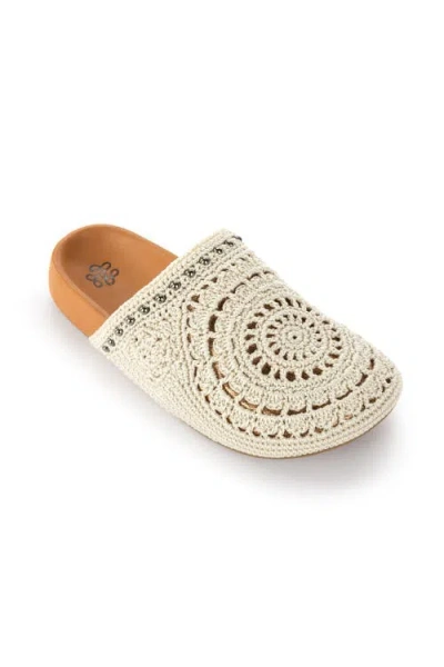 The Sak Bolinas Clog In Natural Medallion