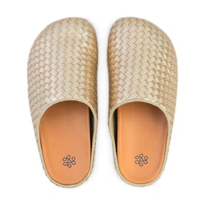 The Sak Bolinas Woven Clog In Woven Light Gold