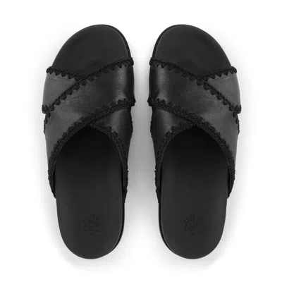 The Sak Penelope Sandal In Black