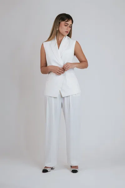 The Sei Double Pleat Trouser In Ivory Crepe In White