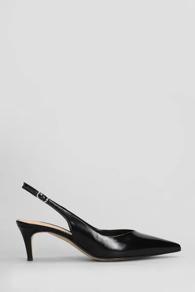 THE SELLER PUMPS IN BLACK LEATHER