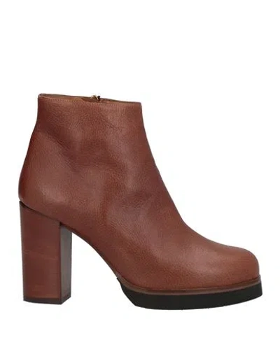 The Seller Woman Ankle Boots Tan Size 9 Soft Leather In Brown