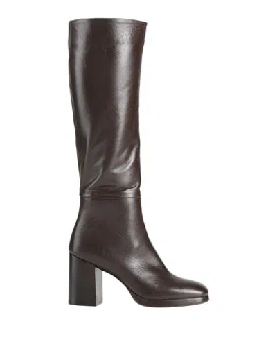 The Seller Woman Boot Dark Brown Size 9 Leather