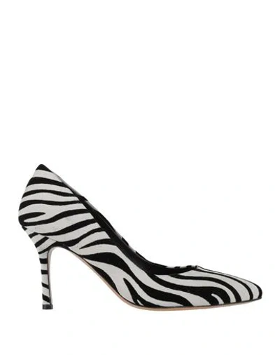 The Seller Woman Pumps White Size 8 Leather In Black