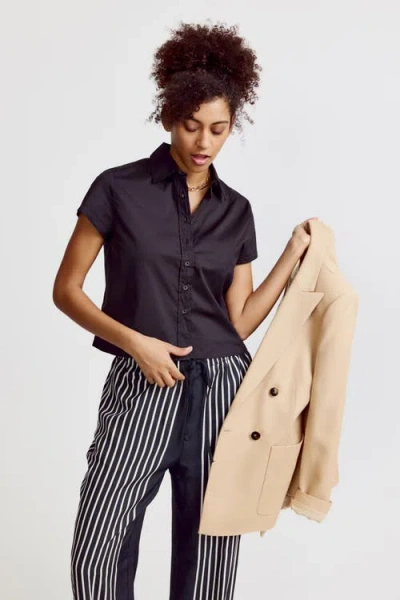 The Shirt By Rochelle Behrens The Boxy Cropped Short Sleeve Shirt In Green