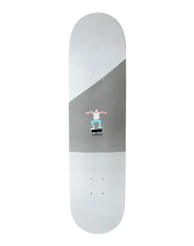 The Skateroom The Triangle Art Object (-) Size - Wood In Gray