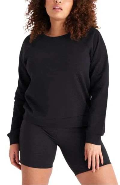 The Standard Stitch The Raglan Sweatshirt In Black