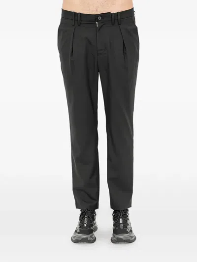 The Viridi-anne Pleated Tapered Trousers In Black