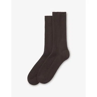 The White Company Dark Choc Ribbed Cashmere Bed Socks In Black