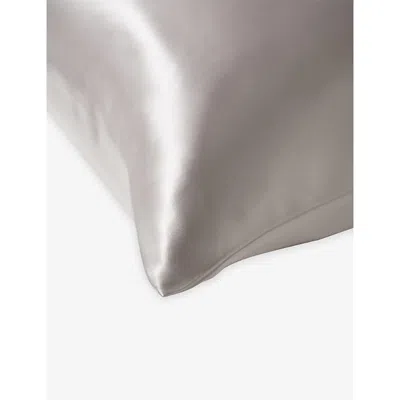 The White Company Lk Hair And Skin Silk Pillowcase In Gray