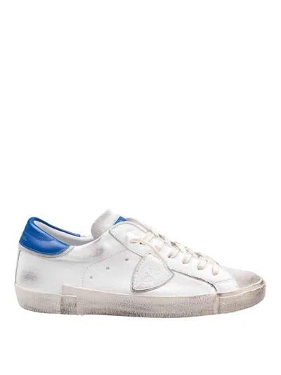 Themoirè Sneakers In White And Bluette Leather