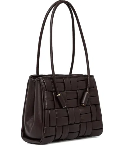Themoirè Interwoven Tote Bag In Brown