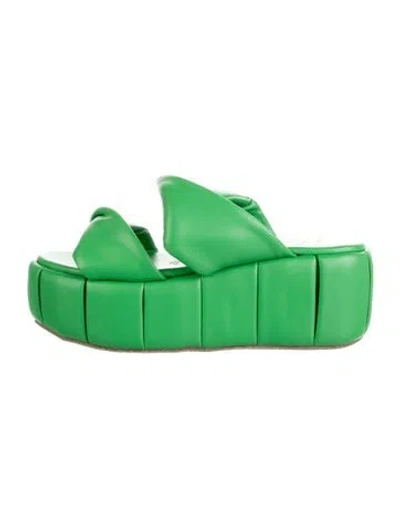 Pre-owned Themoirè Leather Slides W/ Tags In Green