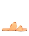 Themoirè Twist-detail Sandals In Salmon Pink