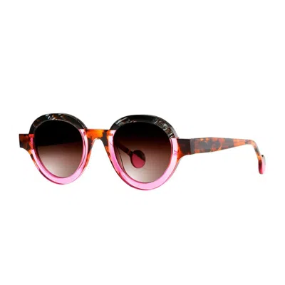 Theo Eyewear Phantos-shaped Acetate Sunglasses With Gradient Lenses In Red