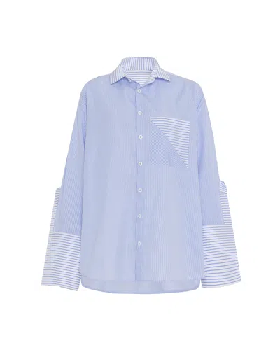 THEO THE LABEL WOMEN'S ECHO SIDE BUTTON BOYFRIEND STRIPE SHIRT - SKY BLUE