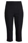 Theory Bi-stretch Capri Pants In Black