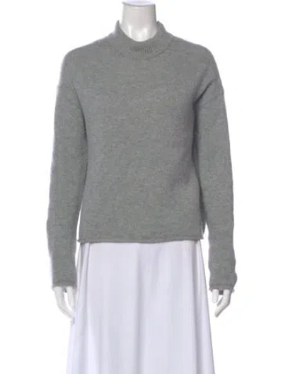 Pre-owned Theory Cashmere Crew Neck Sweater In Green