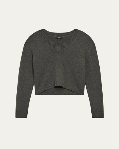 Theory Cashmere Cropped V-neck Pullover Sweater In Hntr Grn