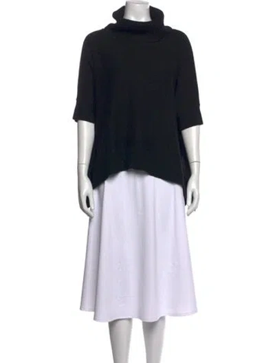 Pre-owned Theory Cashmere Turtleneck Sweater In Black