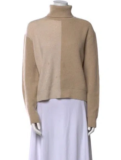 Pre-owned Theory Cashmere Turtleneck Sweater In Neutral