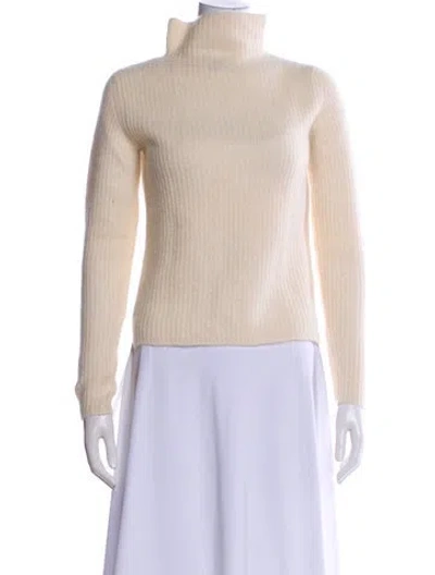 Pre-owned Theory Cashmere Turtleneck Sweater In Neutral