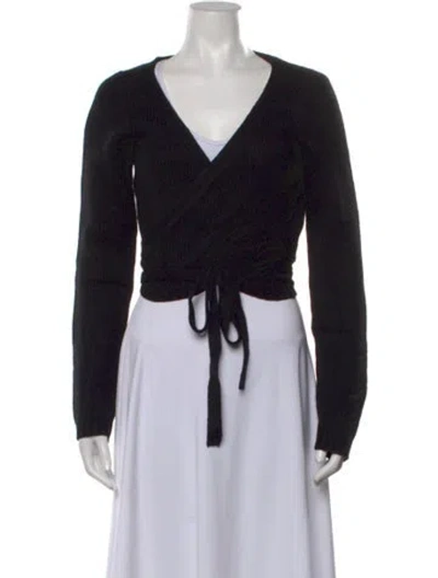 Pre-owned Theory Cashmere V-neck Sweater In Black