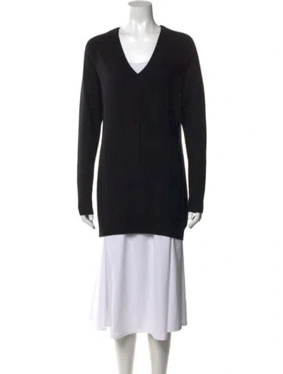 Pre-owned Theory Cashmere V-neck Sweater In Black