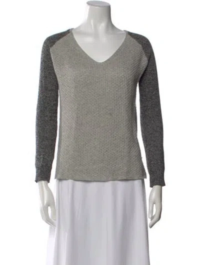 Pre-owned Theory Cashmere V-neck Sweater In Gray