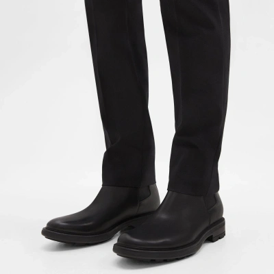 Theory Chelsea Boot In Leather In Black