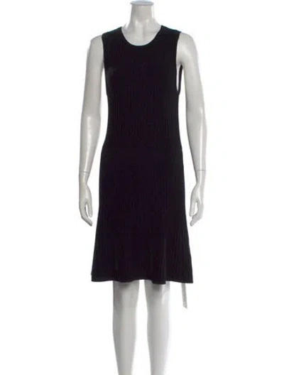 Pre-owned Theory Crew Neck Knee-length Dress In Black
