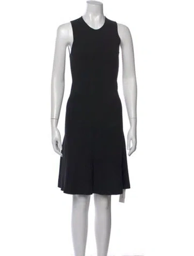 Pre-owned Theory Crew Neck Knee-length Dress In Black
