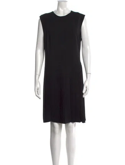 Pre-owned Theory Crew Neck Knee-length Dress In Black
