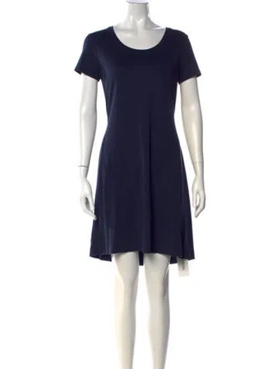 Pre-owned Theory Crew Neck Knee-length Dress In Blue