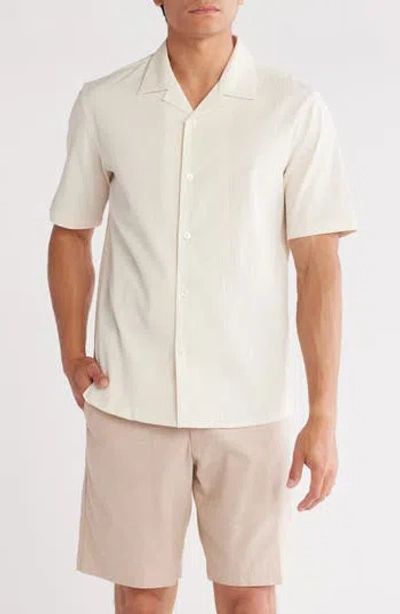 Theory Dazy Short Sleeve Button-up Camp Shirt In Neutral