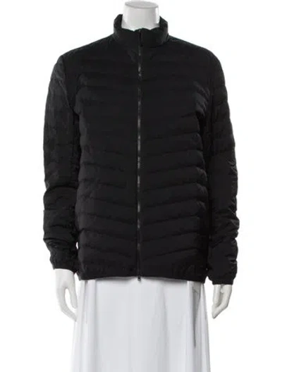 Pre-owned Theory Down Jacket In Black