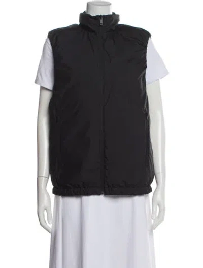 Pre-owned Theory Down Vest In Gray